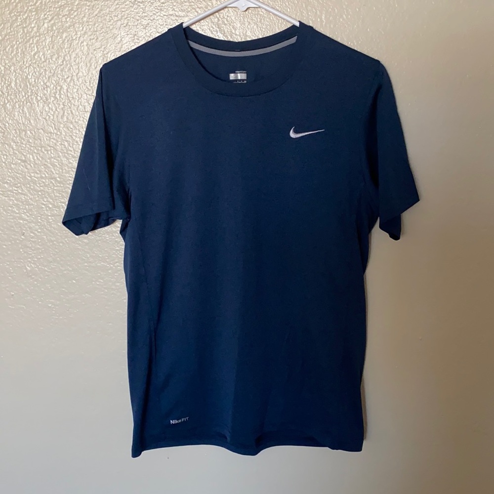 Nike fit dry shirt